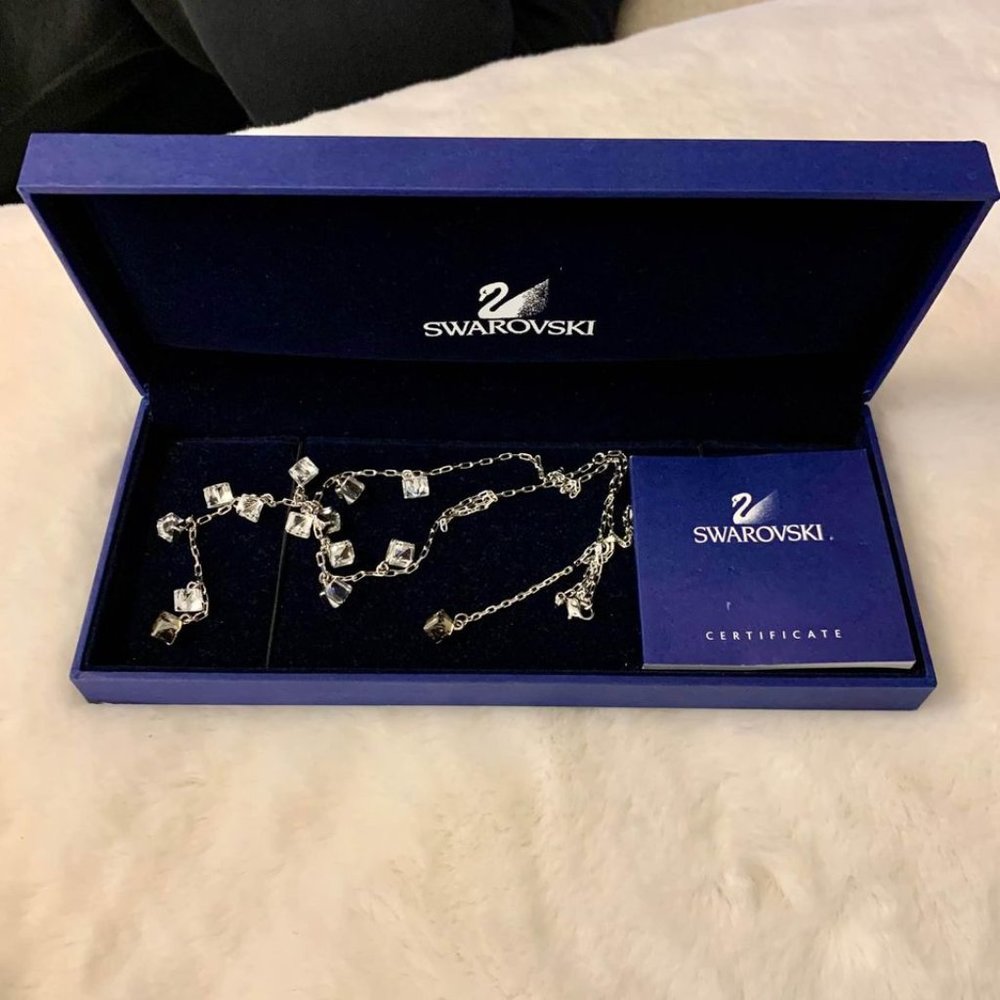 Swarovski Crystal Droplet Necklace